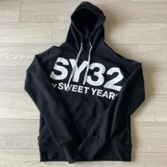 SY32 by SWEET YEARS BIG LOGO HOODIE