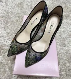 DIANA 絵画 パンプス 花柄刺繍 ブルー 23cm - メルカリ