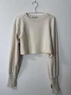 【12/3までお値下げ中】ZARA クリーム クロップドニットセーター