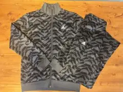 adidas トラックスーツ ジャージ上下 150キッズ アディダス