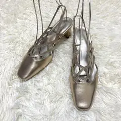 Sybilla メタリック　ピンク　ストラップ　パンプスのサムネイル