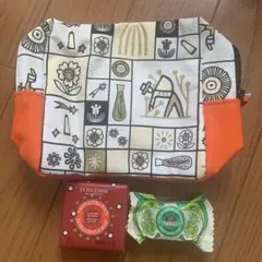 *•.❥ L'OCCITANE *•.❥ ポーチ＆バスソープ＆バスキューブ