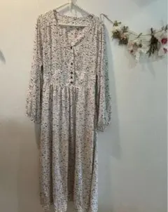花柄長袖ロングワンピース