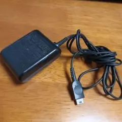 動作品！任天堂　純正　ゲームボーイミクロ専用 ACアダプター OXY-002