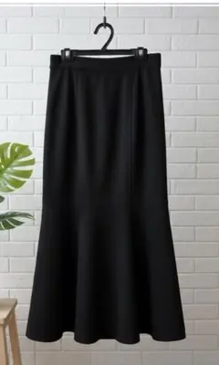 極美品⭐︎ジーナシス ヌバック調ストレッチマーメイドスカート　M　ブラック