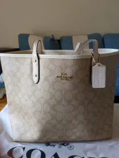 COACH CP053 ハートプリント シグネチャー シティトート - メルカリ