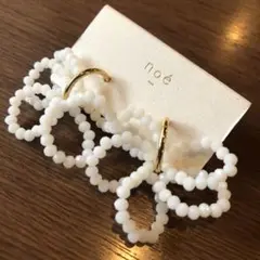 【No.85】可愛いクラシカルキラキラビーズフラワー白イヤリング新品お洒落上品♡