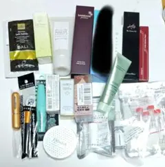 お買い得!! 化粧品などまとめ売りのサムネイル