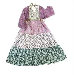 美品】フリーダ インド胸キルトプリントVネックワンピース 店舗限定