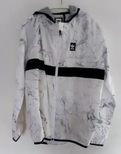 【adidas】 Mサイズ パーカー