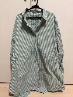 ストライプ柄 Mサイズ 長袖シャツ