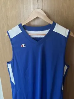 美品】チャンピオンリバーシブル/ノースリーブ バスケットボール練習着