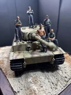 1/35 ドイツ軍 シュトルムティーガー 塗装済み完成品 - メルカリ