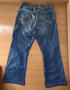 Item thumbnail for item 883d6380-6d36-4e7d-94a8-80771070c36c