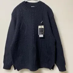 未使用　ニットセーター・日本製・メリノウール100％ニット・黒・フリーサイズ