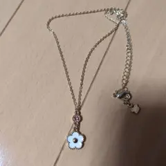 マリークワント　ネックレス　GOLD&白花