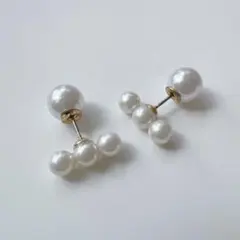 1451 トリプルパールピアス 三連 3連 パールキャッチ 華やか 結婚式