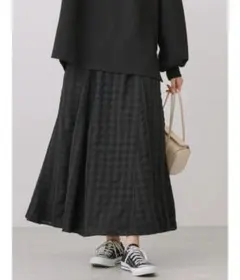 カチオンギンガムギャザースカート　ブラックフレアスカート