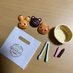 シルバニアファミリー　カプセルコレクション　森のにぎやかパン屋さん　ガチャ