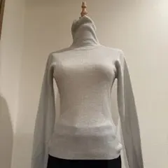 ラメ入タートルネックセーター