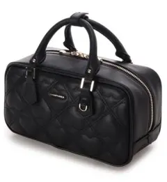 ブラック ハート型キルティング ショルダーバッグ