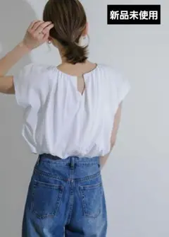 新品 未使用　SENSE OF PLACE 接触冷感　半袖 Tシャツ　ブラウスのサムネイル
