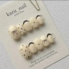 610【現品15458】 ニュアンス　淡色　フレンチ　ドット　ブラック　春ネイル