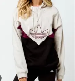 adidas フード付きパーカー ベージュ/黒/ワイン