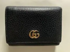 GGロゴ 黒 レザー 三つ折り財布