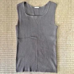 GU リブニットスクエアネックタンクトップ　Sサイズ　BROWN