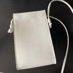 UNIQLO ユニクロ　レザータッチミニツールショルダーバッグ　ホワイト