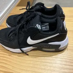 Nike ブラック/ホワイト スニーカー
