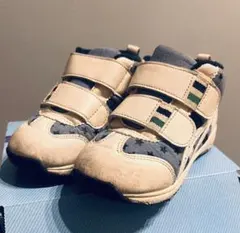 アシックス　スクスク　ハイカットスニーカー 星柄　15.5㎝