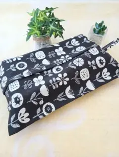 Item thumbnail for item e90bd0b8-4d5d-47ce-ac83-17763fa31a1c