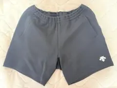 DESCENTE バレーボールパンツ 黒 Oサイズのサムネイル