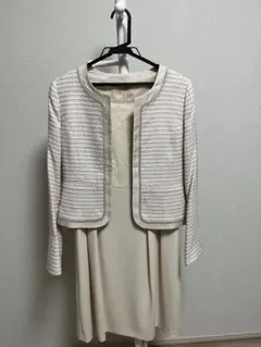 WHITE JOOLA  フォーマルスーツ4点セット  ピンクベージュのサムネイル