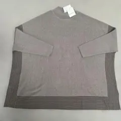 未使用オーバーサイズ グレージュ ポンチョ風長袖ニット ストライプ M〜L