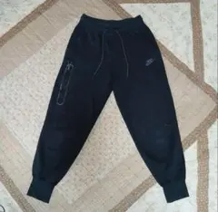 Nikeテックフリースパンツ