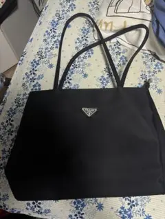 PRADA ブラック トートバッグ
