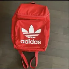 adidas リュックサック　バックパック　赤のサムネイル