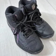ASICS バスケットボールシューズ ブラック/パープル　GELHOOPのサムネイル