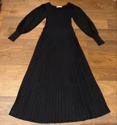 黒ニットワンピース BEAUTE DE OPAQUE