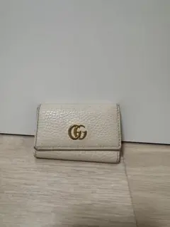 GUCCI ベージュ GGパターン キーケース - メルカリ