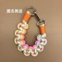 スマホストラップ ハンドストラップ パラコード カラフル　オレンジ　レインボー