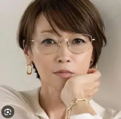 8/31までお値下げ中!美品 Zoff×emiri 辺見えみり コラボ メガネ