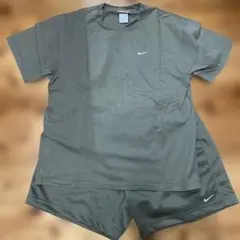 GW価格！！ Nike USA製 オリーブグリーン Tシャツ ショートパンツ