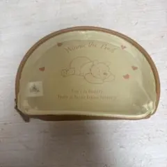 [新品未使用]くまのプーさん　メッシュ　ポーチ　ディズニーストアのサムネイル