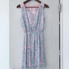 EBELEMOTIONエベルモーション 花柄ワンピース レディースのサムネイル