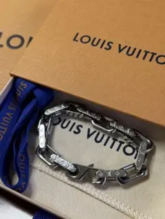 Louis Vuitton モノグラム チェーン ブレスレット