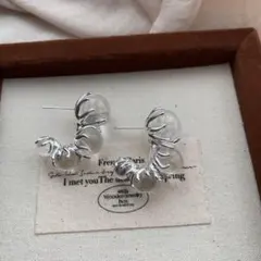 透明ビーズ グラデーションピアス フレンチヴィンテージ風 上品 シンプル